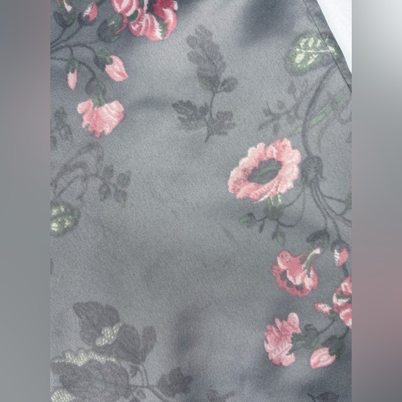 Ralph Lauren Gray Floral Satin Pajamas Size Large Top Pants Romance Feminine - Picture 6 of 11